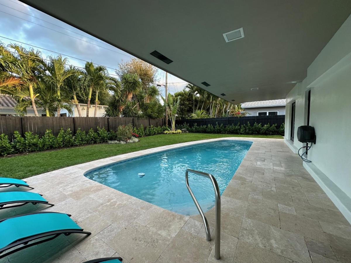 فيلا The Sun House - 3 Bed, 2 Bath, Private Pool, Fire Pit, Huge Backyard فورت لودرديل المظهر الخارجي الصورة